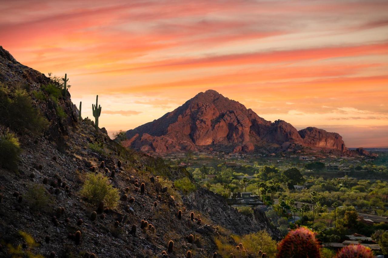 Hyatt Place Scottsdale/Old Town Екстериор снимка
